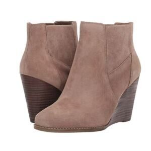 EUC Jessica Simpson Ciandra Wedge Ankle Booties Size 8 Taupe Suede Leather